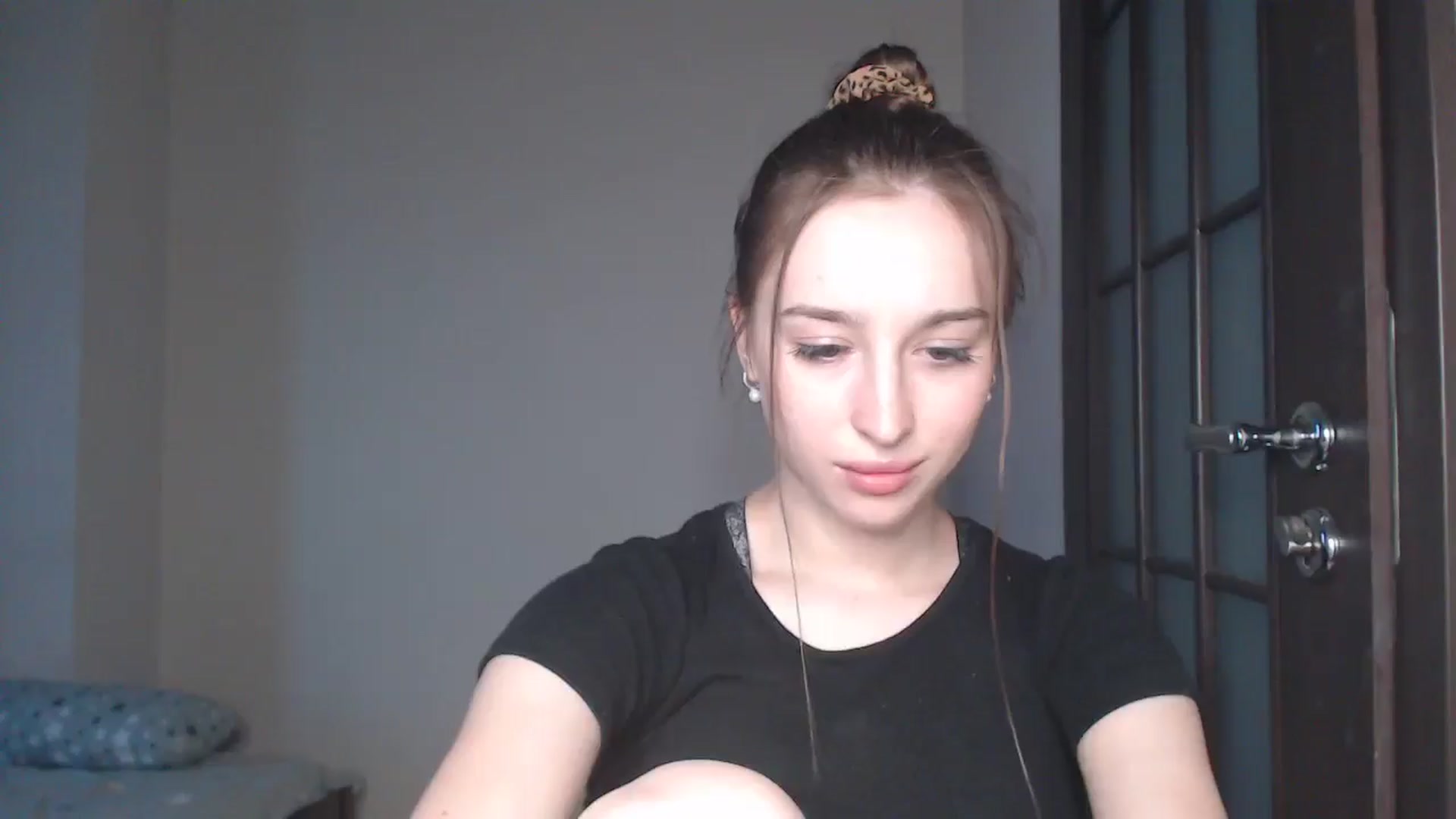 Gallery image thumbnail from KillerEyesS's myfreecams stream on, 06/23/2025, 18:18 image 17 of 20