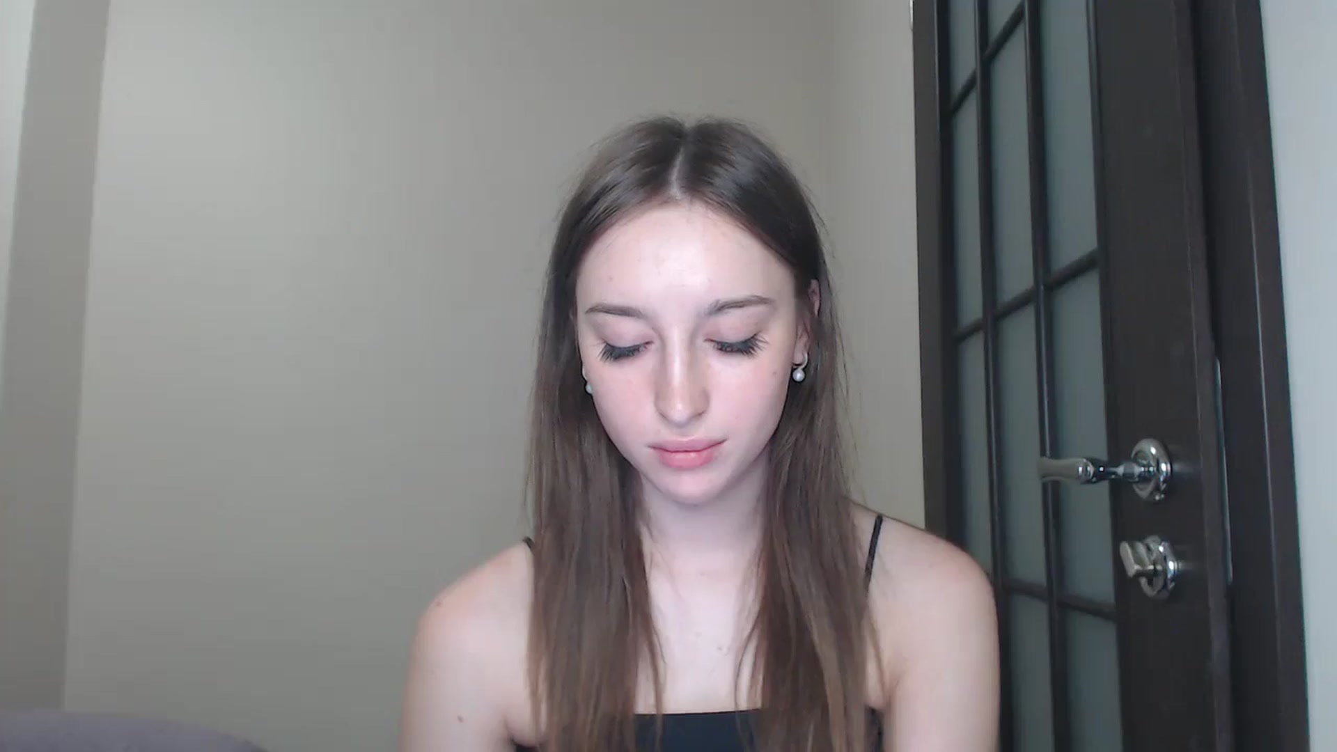 Gallery image thumbnail from KillerEyesS's myfreecams stream on, 06/24/2025, 17:59 image 16 of 20
