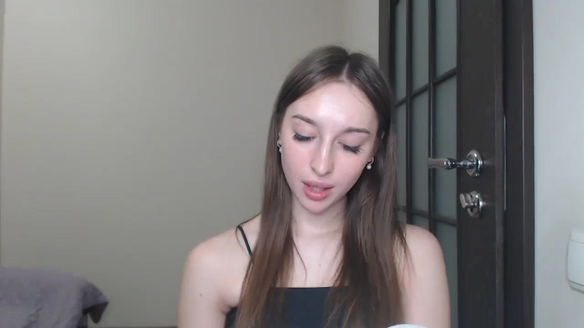 Gallery image thumbnail from KillerEyesS's myfreecams stream on, 06/24/2025, 18:38 image 14 of 20