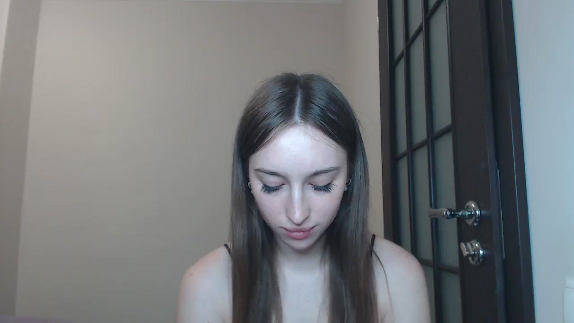 Gallery image thumbnail from KillerEyesS's myfreecams stream on, 06/24/2025, 19:30 image 13 of 20