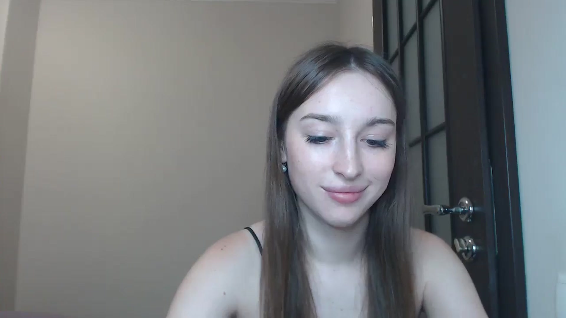 Gallery image thumbnail from KillerEyesS's myfreecams stream on, 06/24/2025, 19:30 image 16 of 20