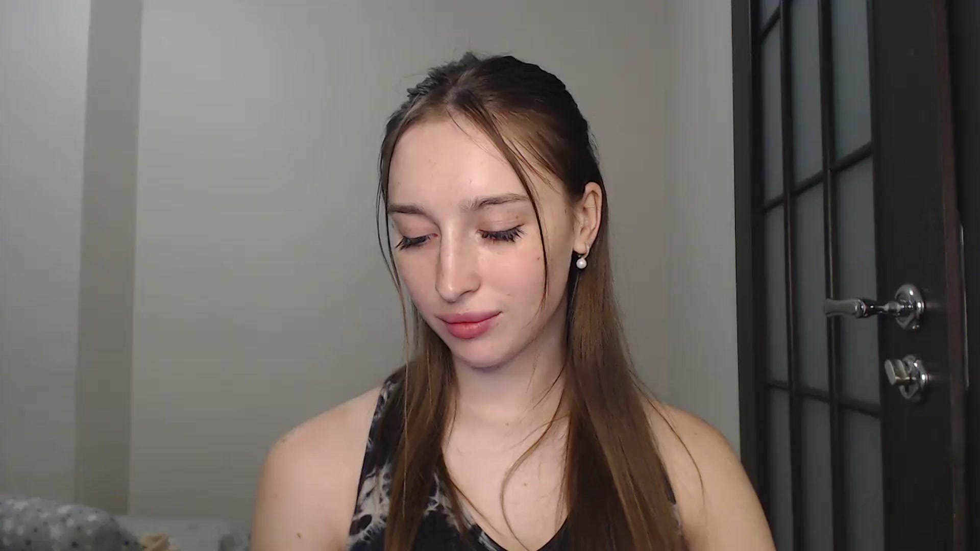 Gallery image thumbnail from KillerEyesS's myfreecams stream on, 06/25/2025, 20:43 image 17 of 20