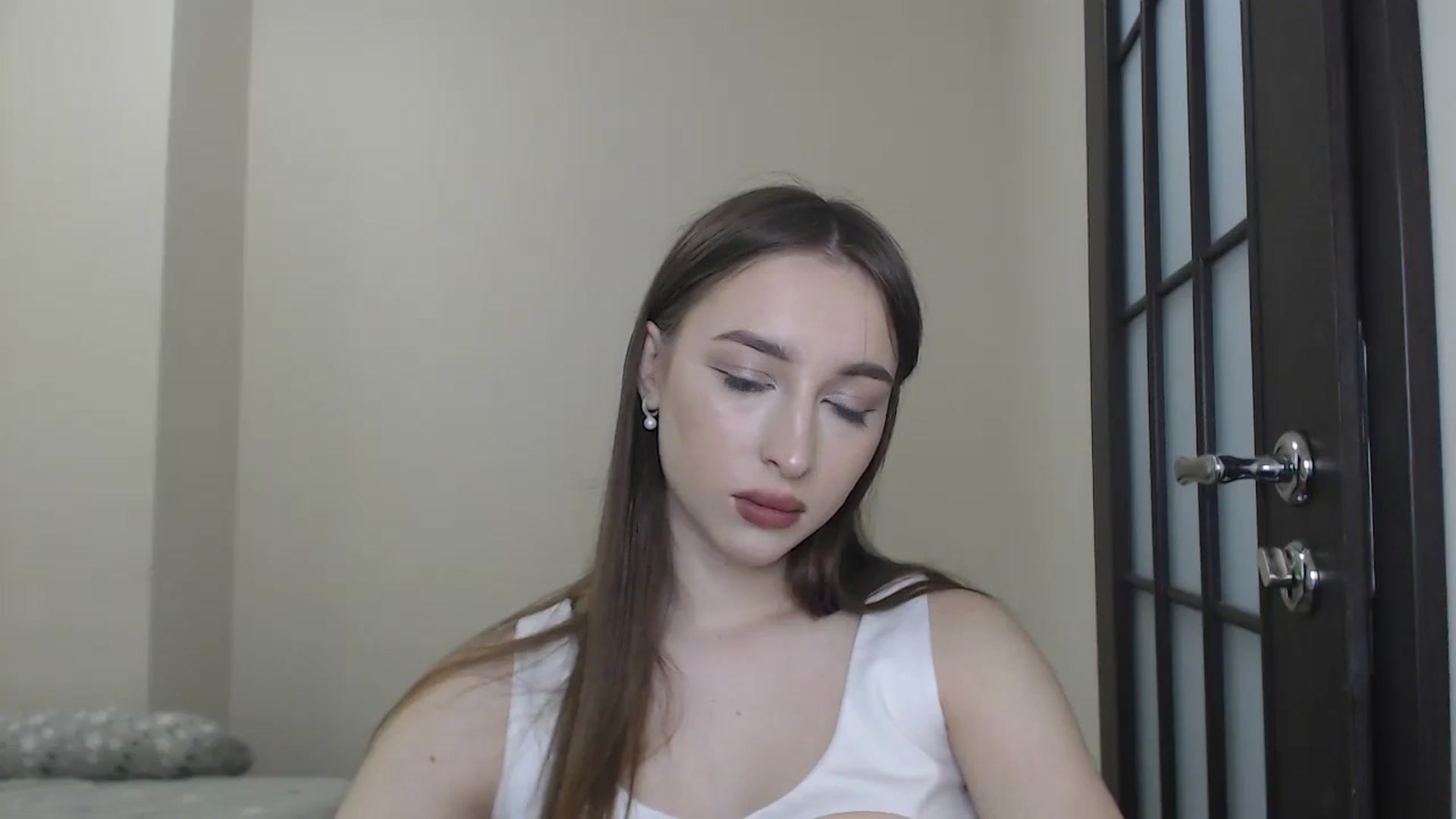 Gallery image thumbnail from KillerEyesS's myfreecams stream on, 06/28/2025, 15:14 image 17 of 20