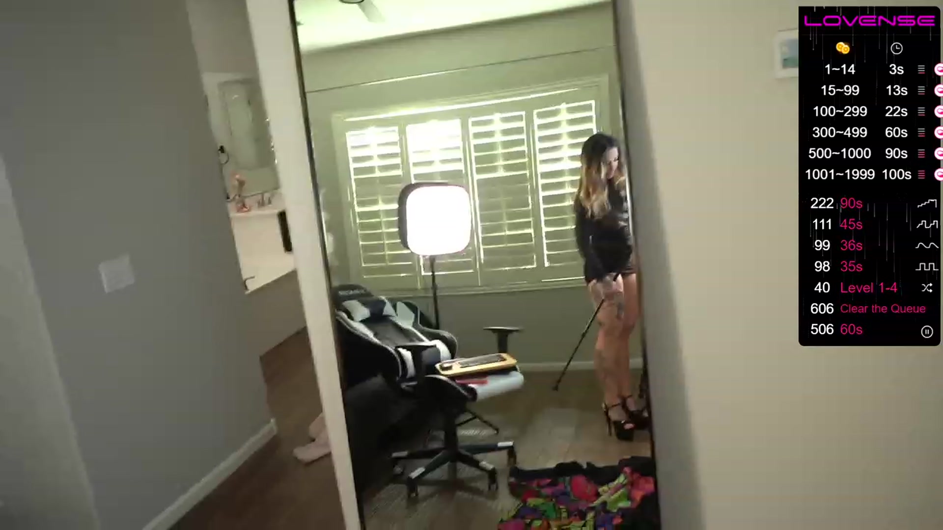 Gallery image thumbnail from KillerKristin's myfreecams stream on, 11/21/2022, 19:32 image 10 of 20