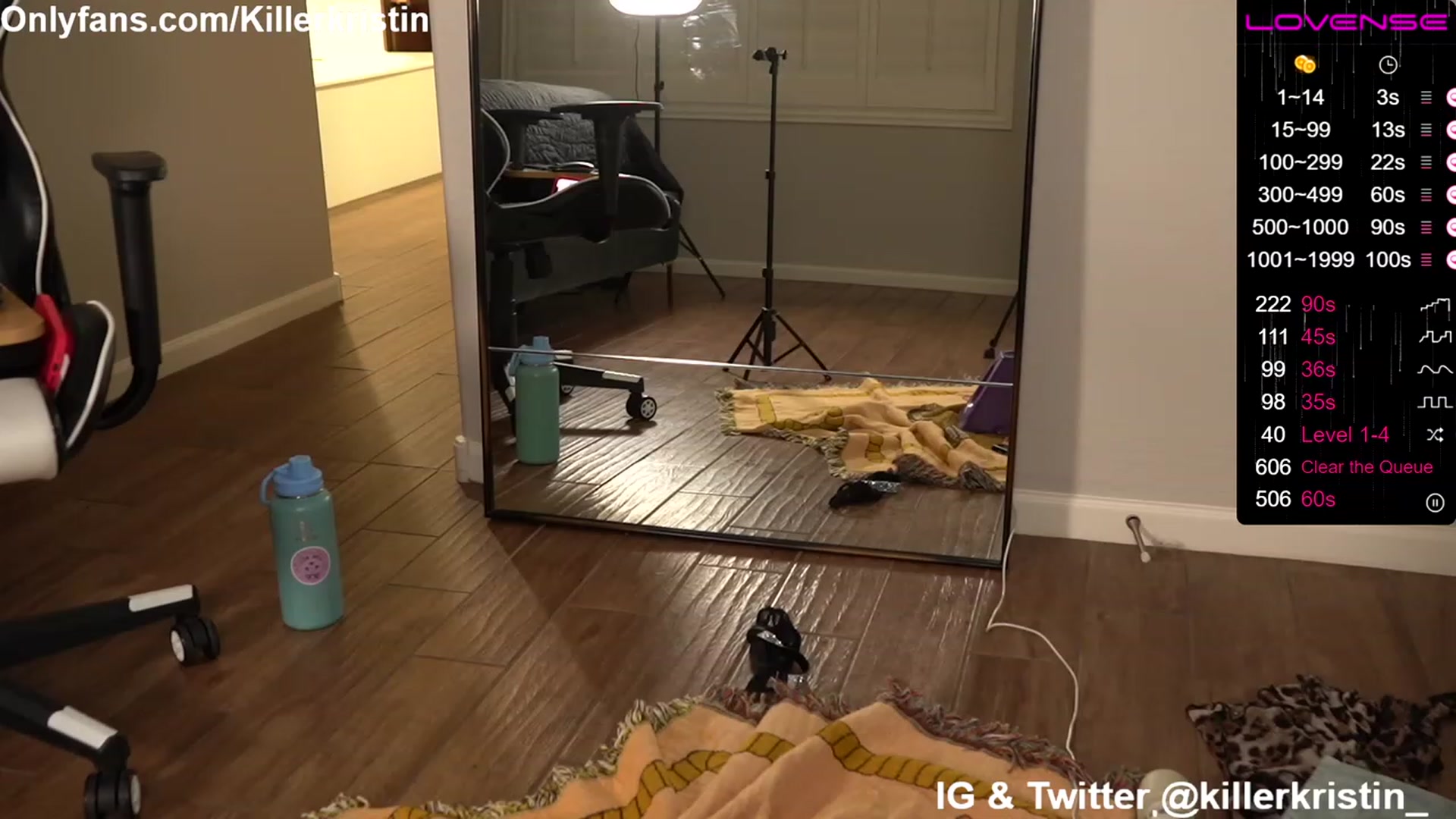 Gallery image thumbnail from KillerKristin's myfreecams stream on, 01/22/2023, 03:45 image 19 of 20