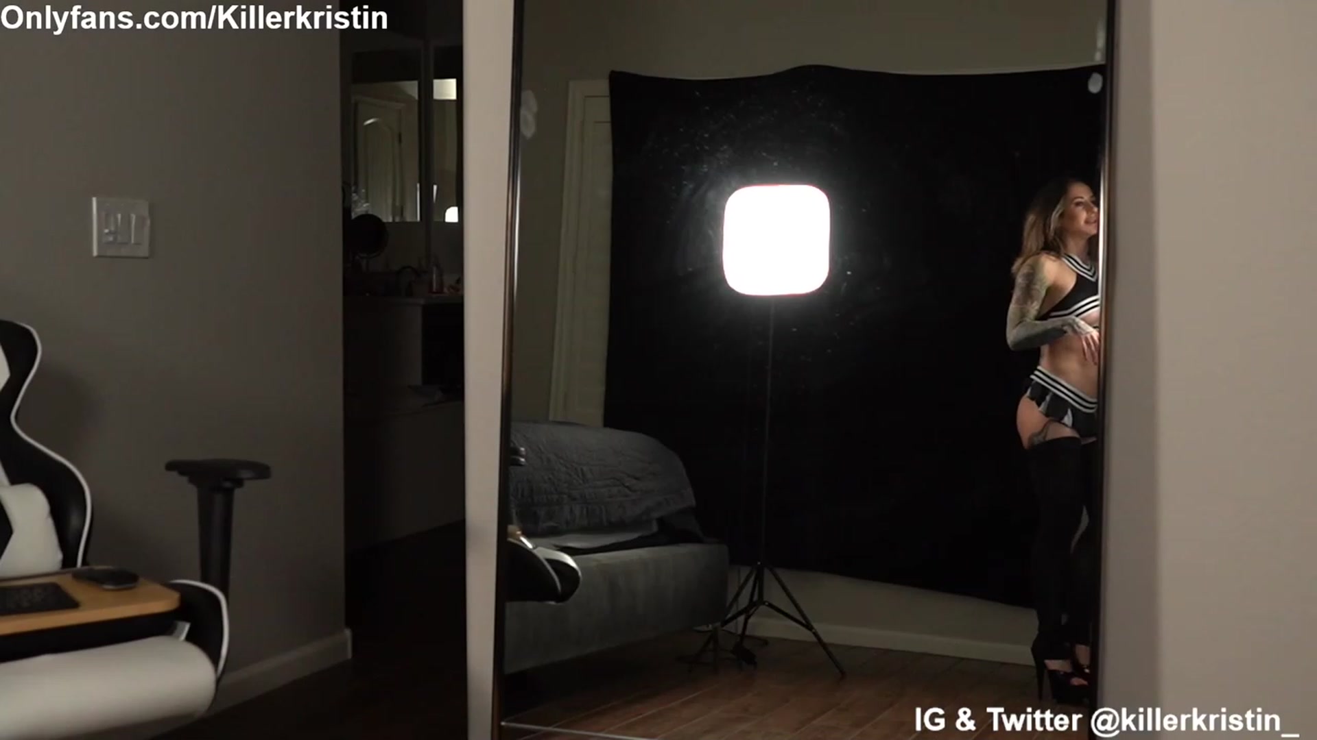 Gallery image thumbnail from KillerKristin's myfreecams stream on, 02/13/2023, 03:24 image 7 of 20