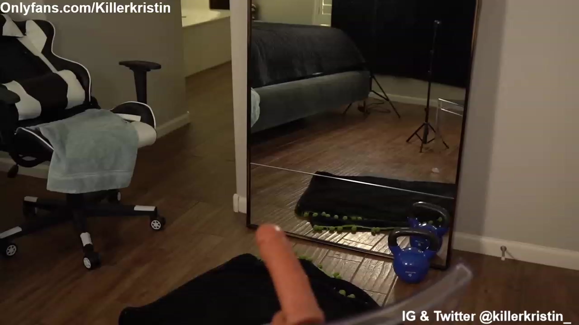 Gallery image thumbnail from KillerKristin's myfreecams stream on, 02/13/2023, 20:25 image 5 of 20