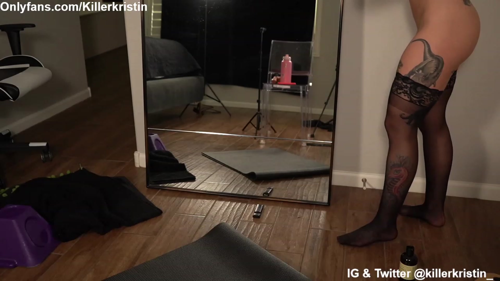 Gallery image thumbnail from KillerKristin's myfreecams stream on, 02/13/2023, 20:25 image 19 of 20