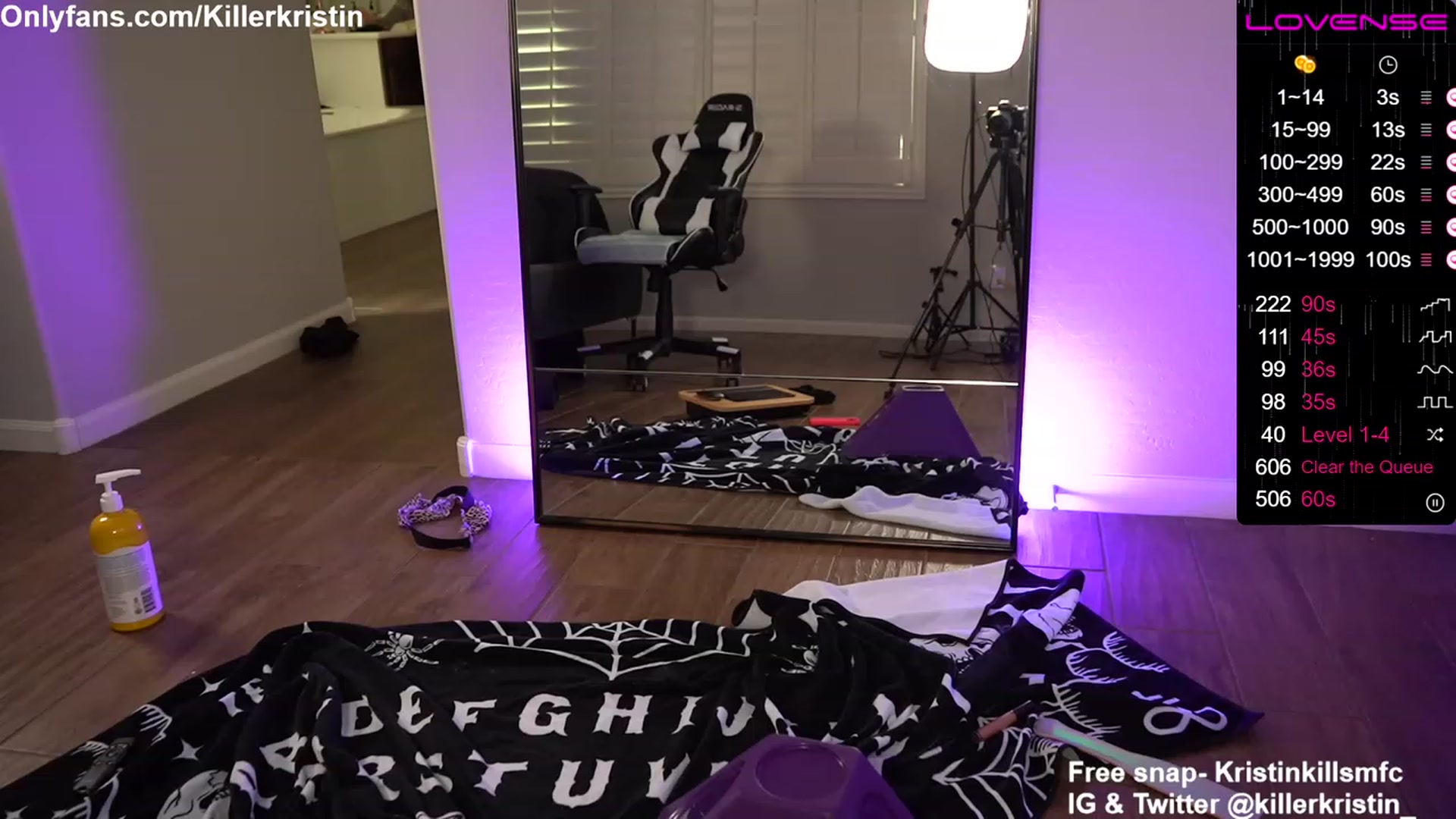 Gallery image thumbnail from KillerKristin's myfreecams stream on, 03/15/2023, 19:02 image 10 of 20