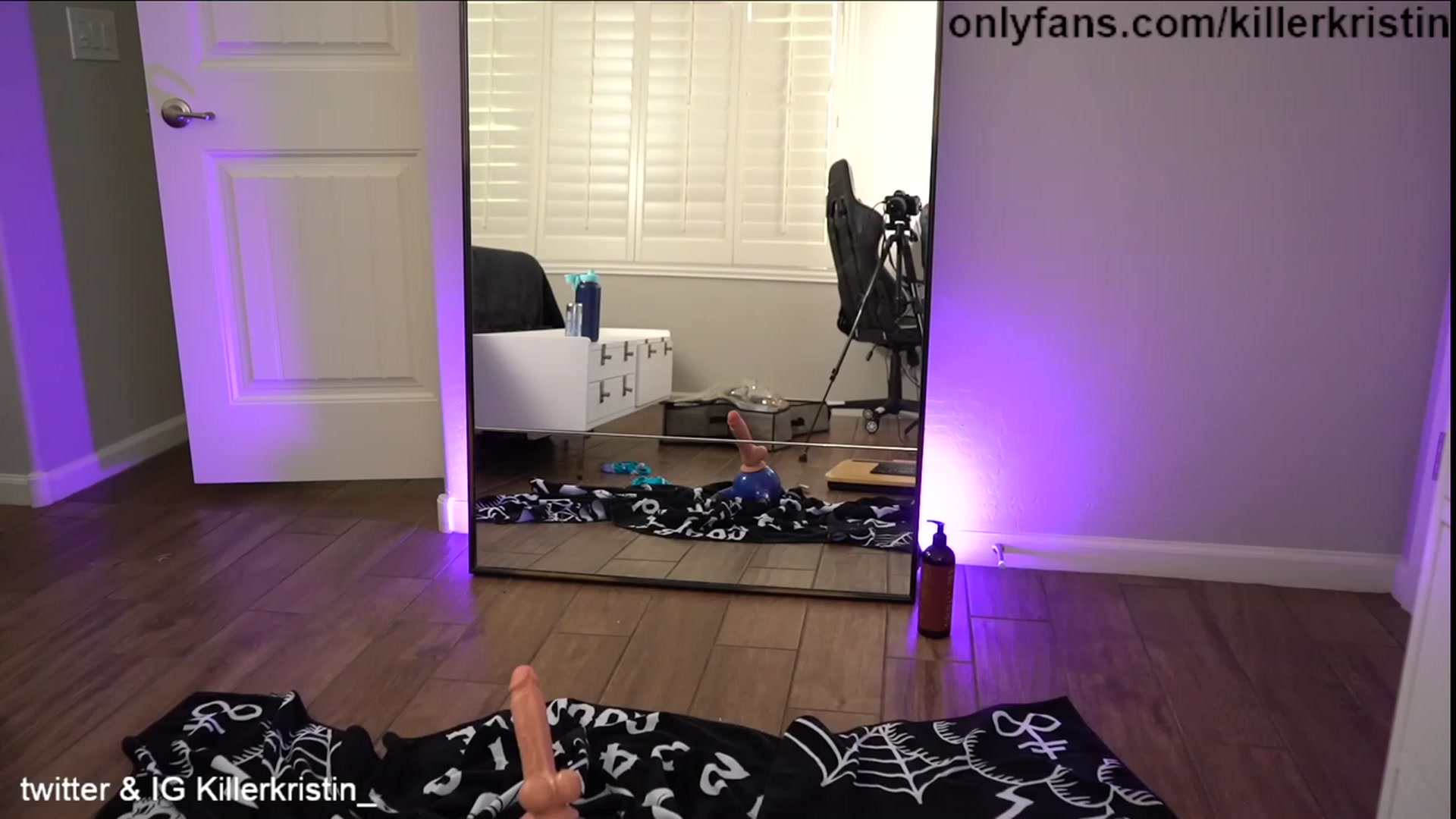 Gallery image thumbnail from KillerKristin's myfreecams stream on, 08/20/2023, 18:18 image 19 of 20