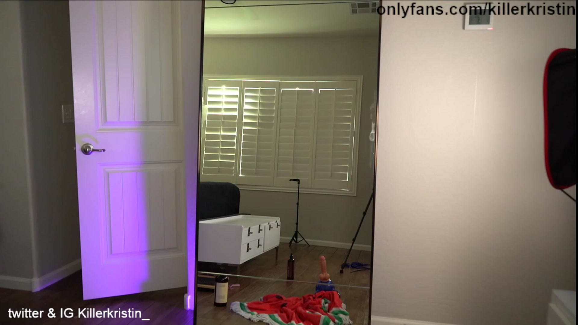 Gallery image thumbnail from KillerKristin's myfreecams stream on, 09/10/2023, 19:44 image 15 of 20
