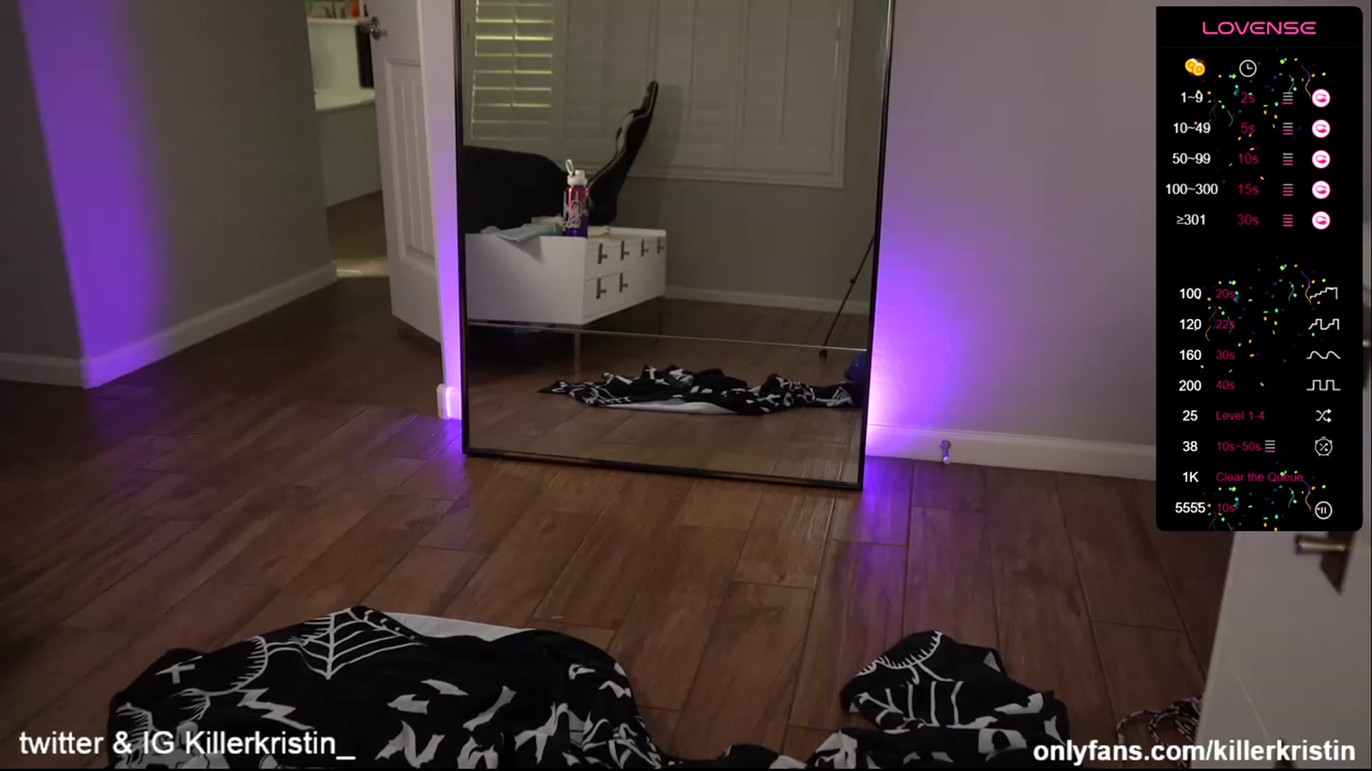 Gallery image thumbnail from KillerKristin's myfreecams stream on, 12/18/2023, 21:17 image 3 of 20