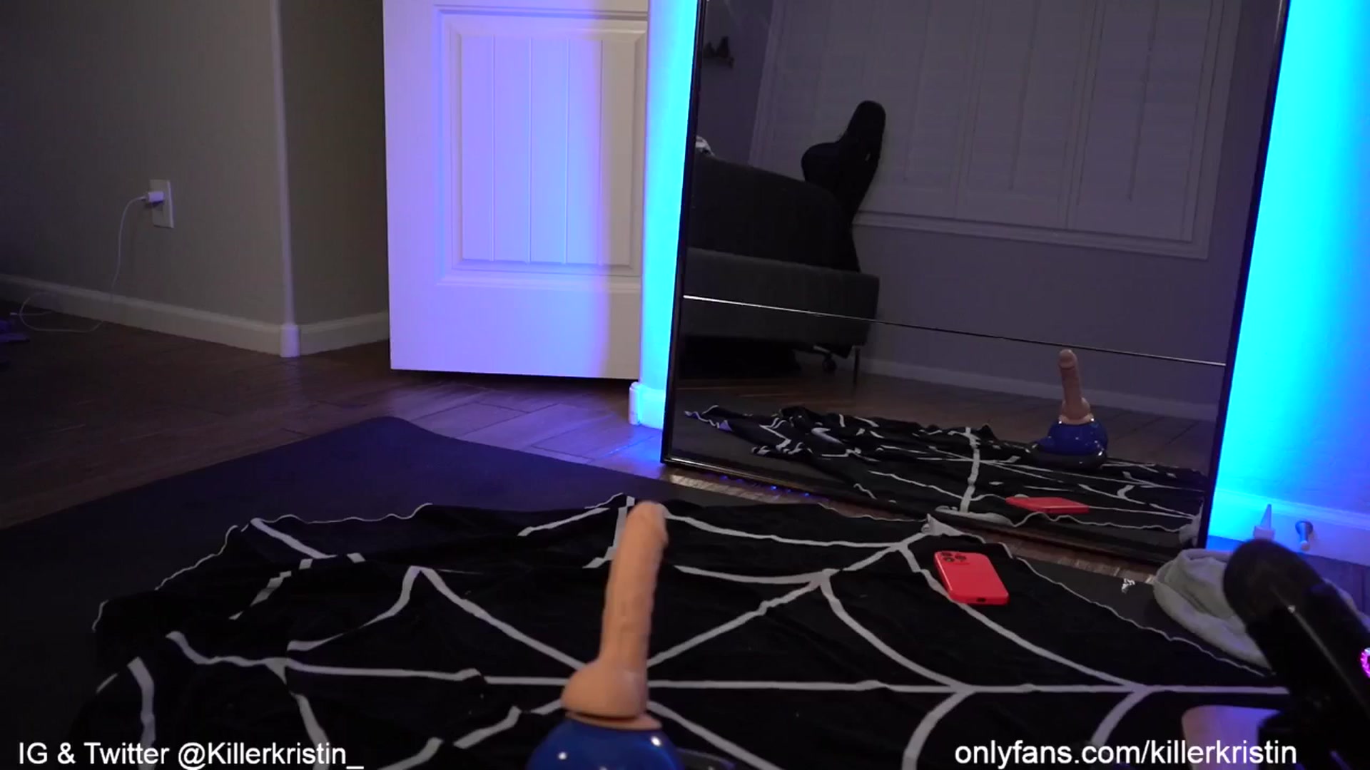 Gallery image thumbnail from KillerKristin's myfreecams stream on, 07/26/2024, 04:08 image 12 of 20