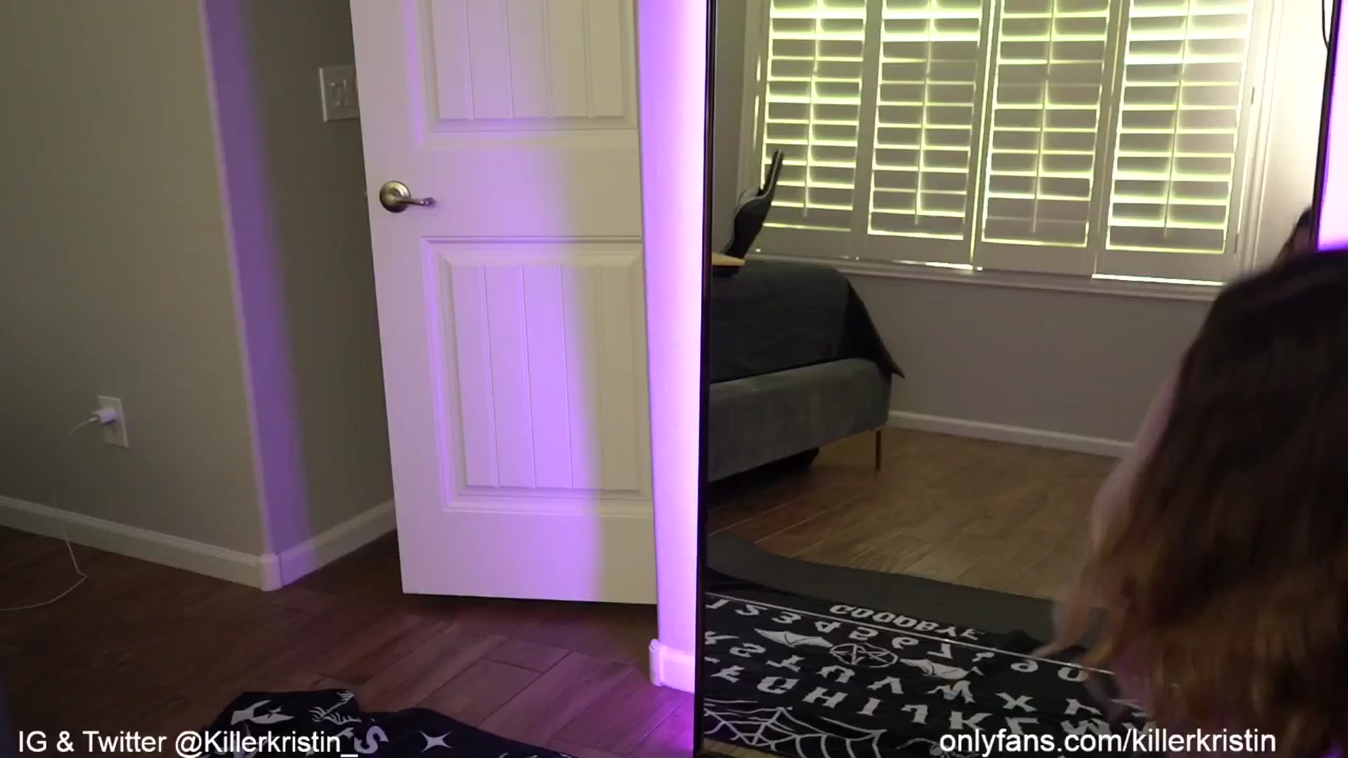 Gallery image thumbnail from KillerKristin's myfreecams stream on, 08/24/2024, 17:36 image 16 of 20