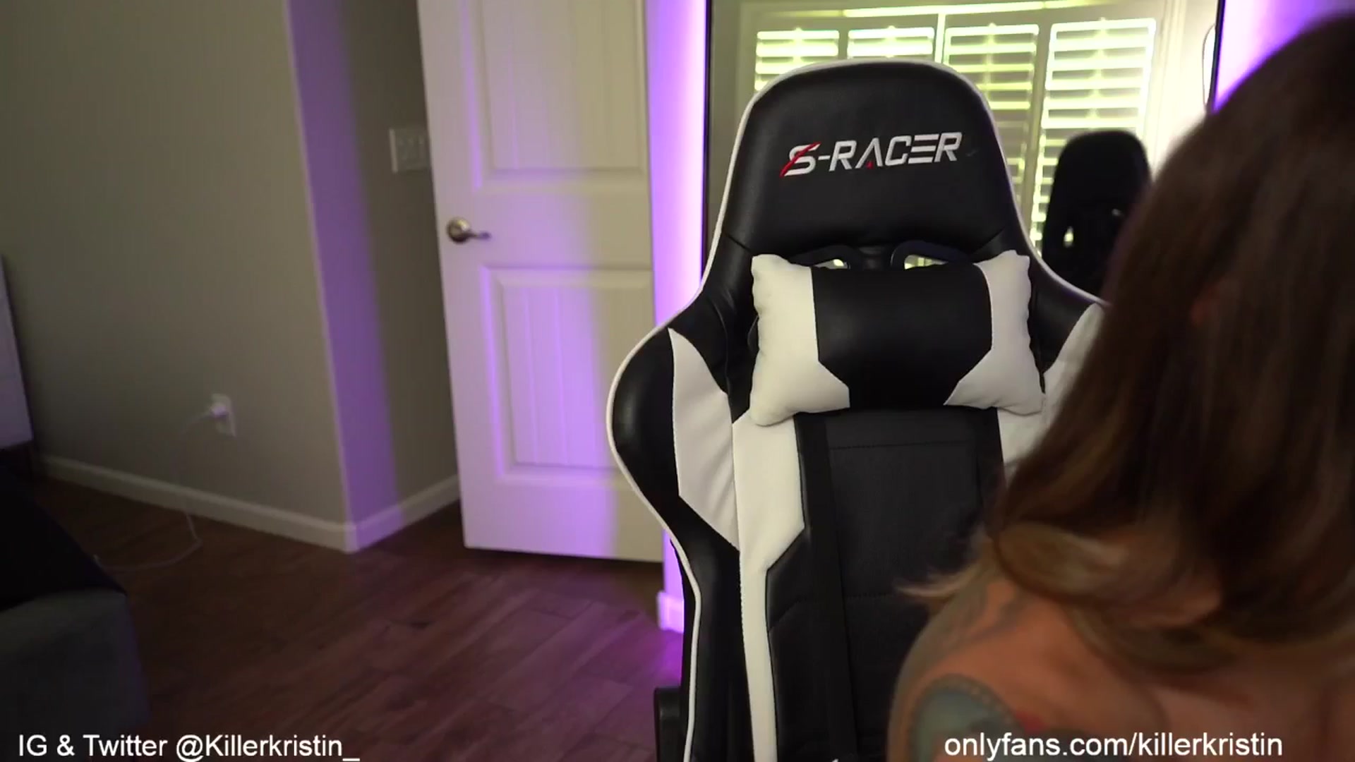 Gallery image thumbnail from KillerKristin's myfreecams stream on, 08/24/2024, 17:36 image 5 of 20
