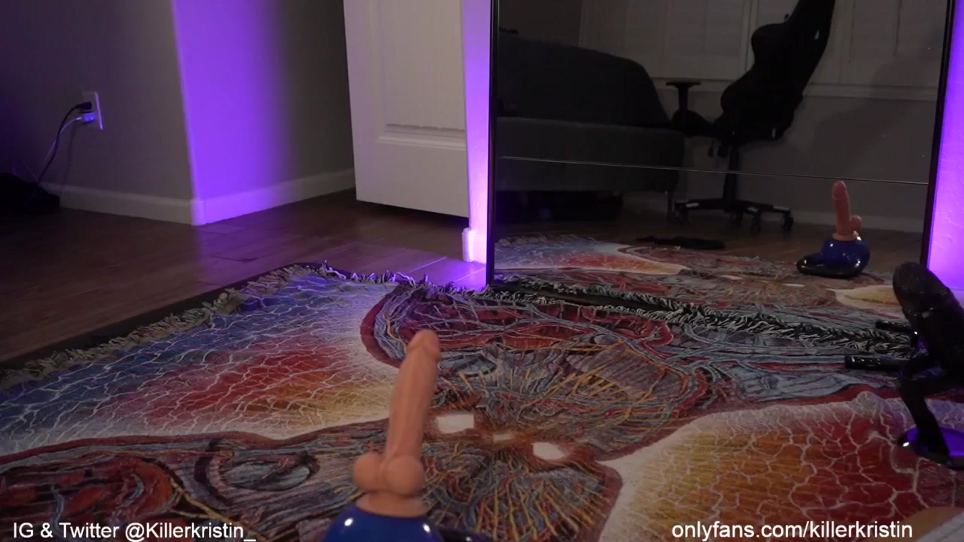 Gallery image thumbnail from KillerKristin's myfreecams stream on, 10/21/2024, 07:01 image 10 of 20