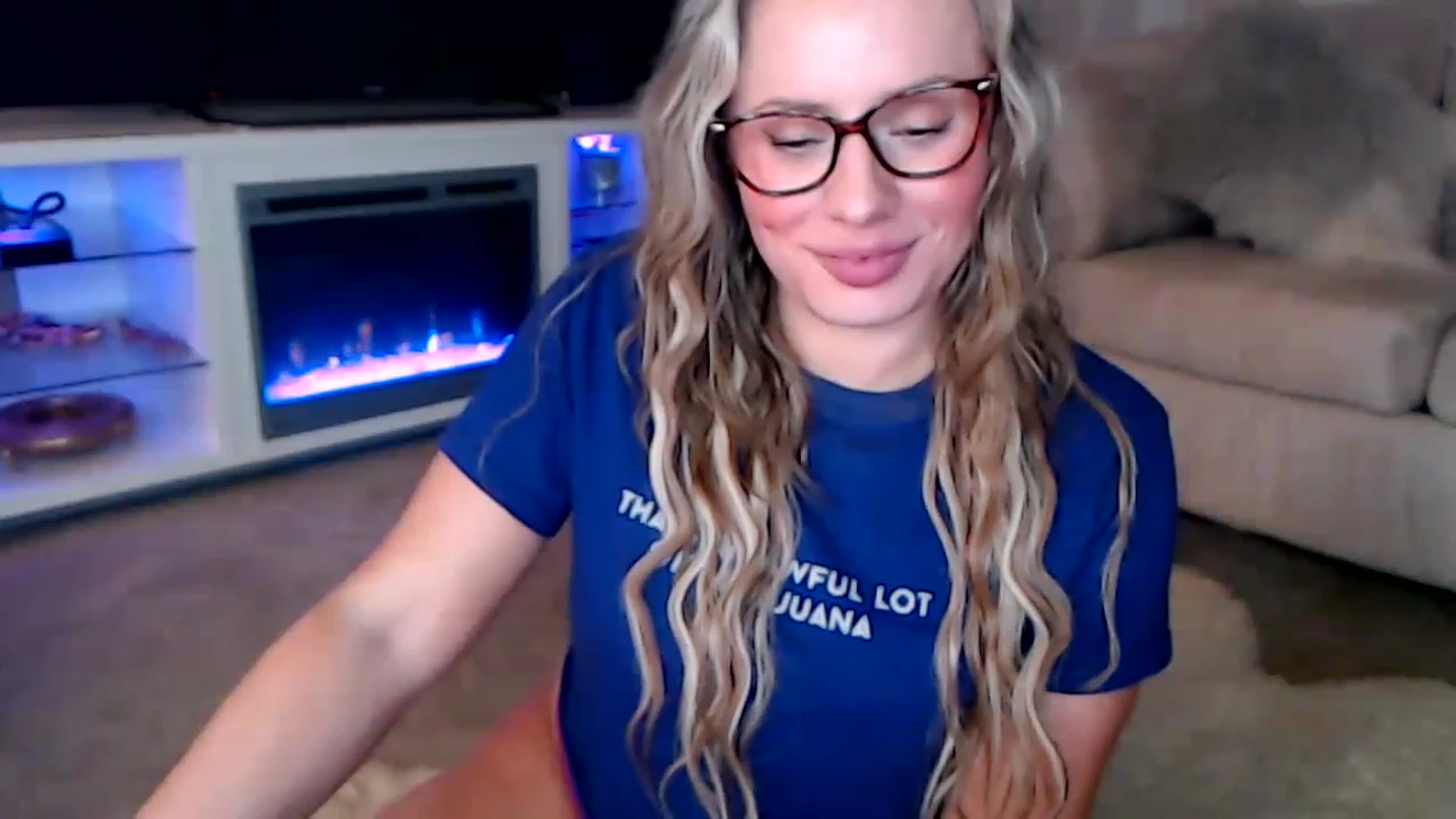 Gallery image thumbnail from KillerKylie's myfreecams stream on, 02/27/2023, 11:10 image 18 of 20