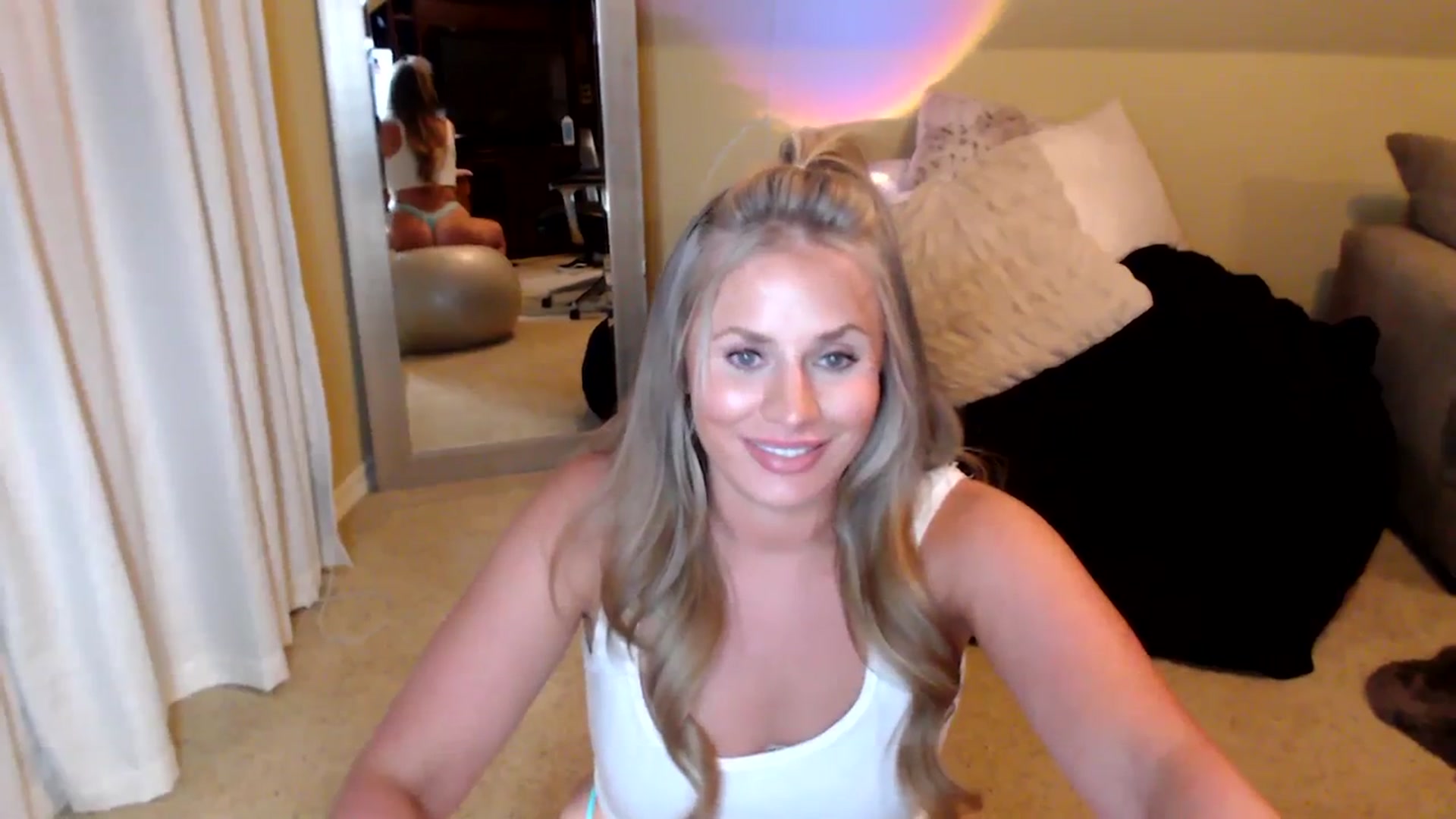 Gallery image thumbnail from KillerKylie's myfreecams stream on, 09/14/2023, 06:11 image 13 of 20