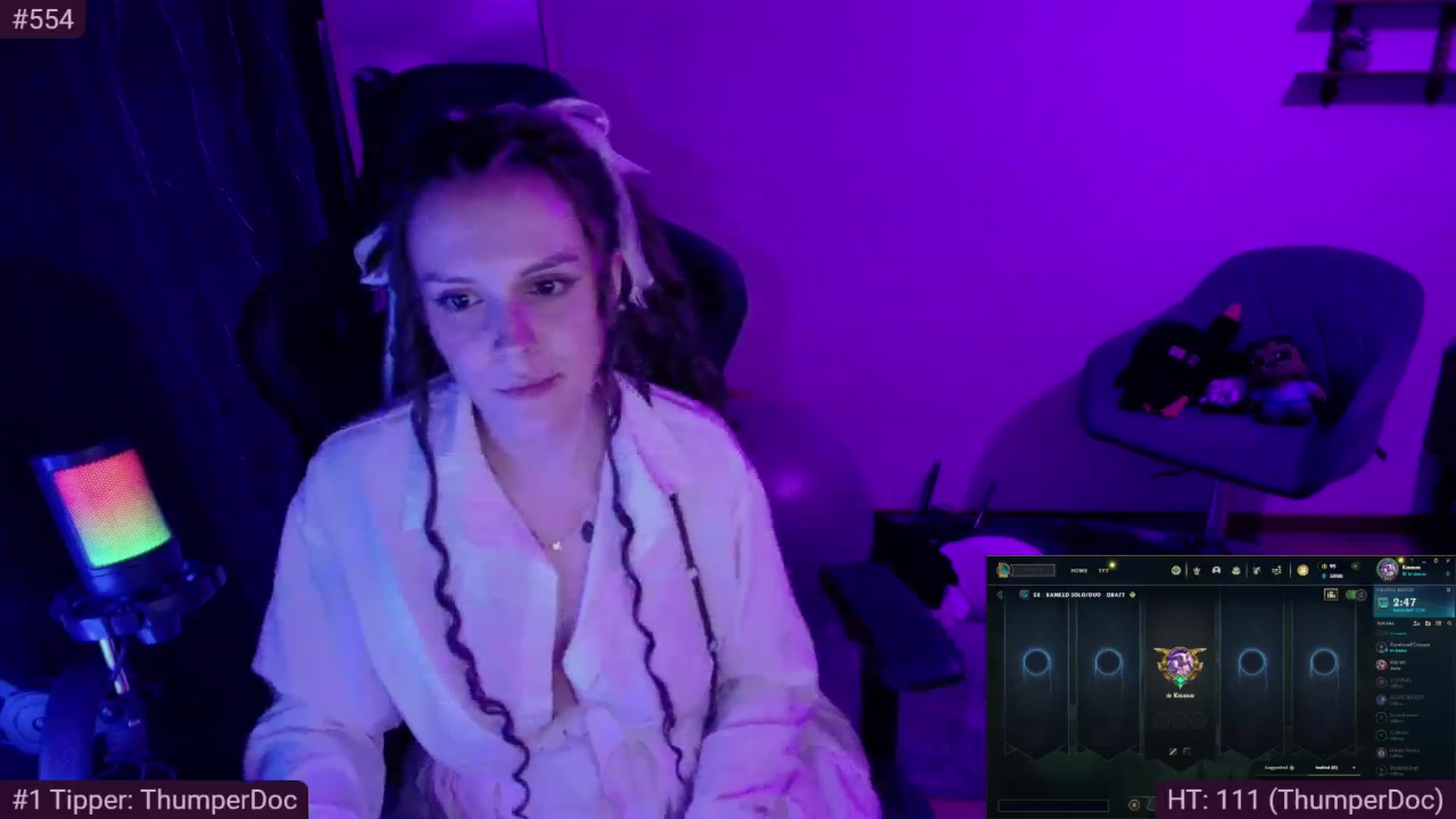 Gallery image thumbnail from KillerKys's myfreecams stream on, 05/05/2024, 21:39 image 13 of 20
