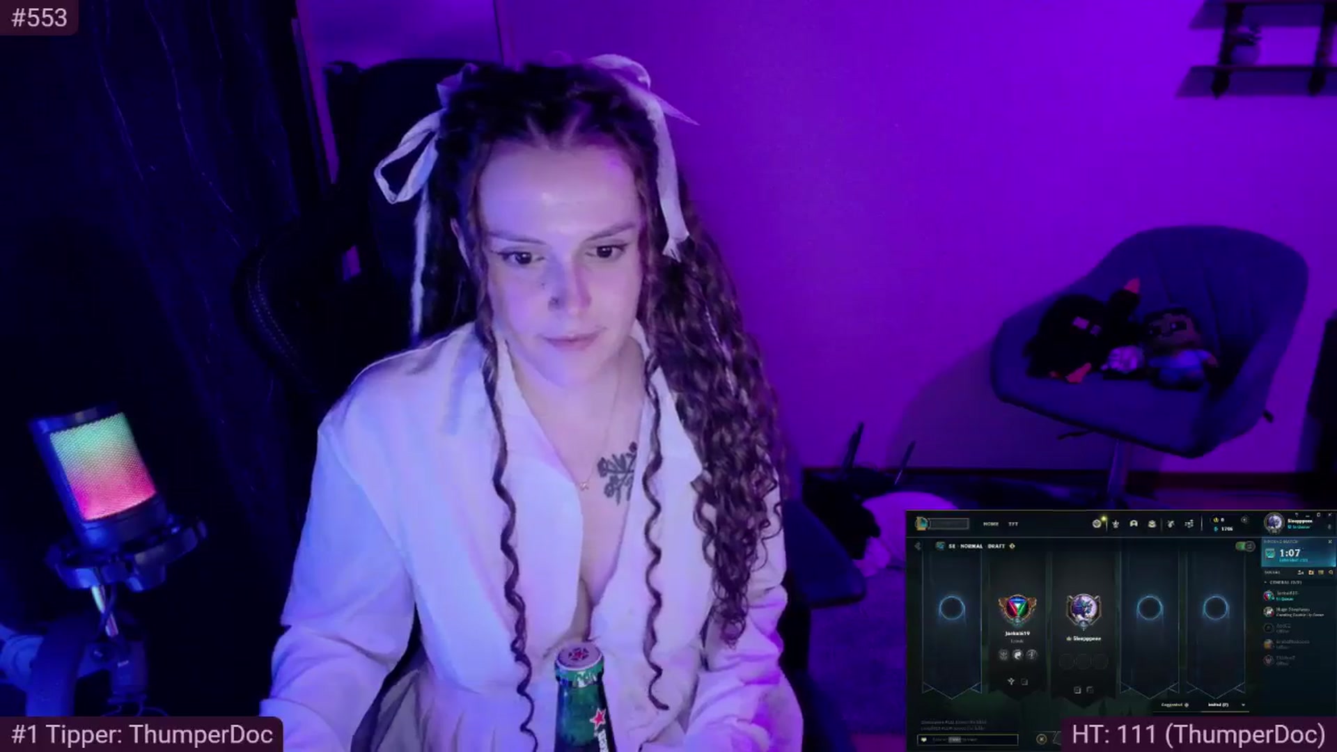 Gallery image thumbnail from KillerKys's myfreecams stream on, 05/05/2024, 21:39 image 5 of 20