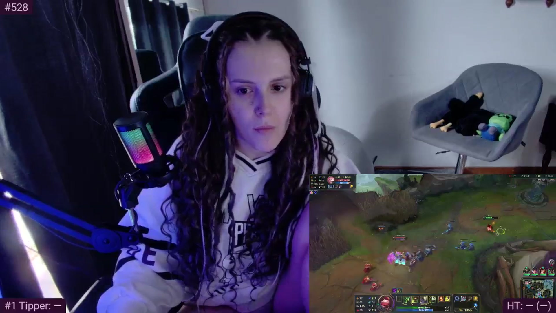Gallery image thumbnail from KillerKys's myfreecams stream on, 05/06/2024, 16:42 image 2 of 20