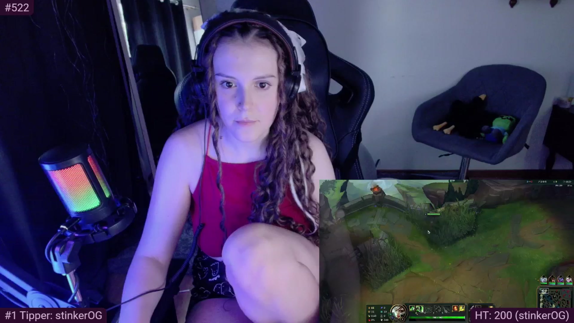 Gallery image thumbnail from KillerKys's myfreecams stream on, 05/06/2024, 16:42 image 12 of 20