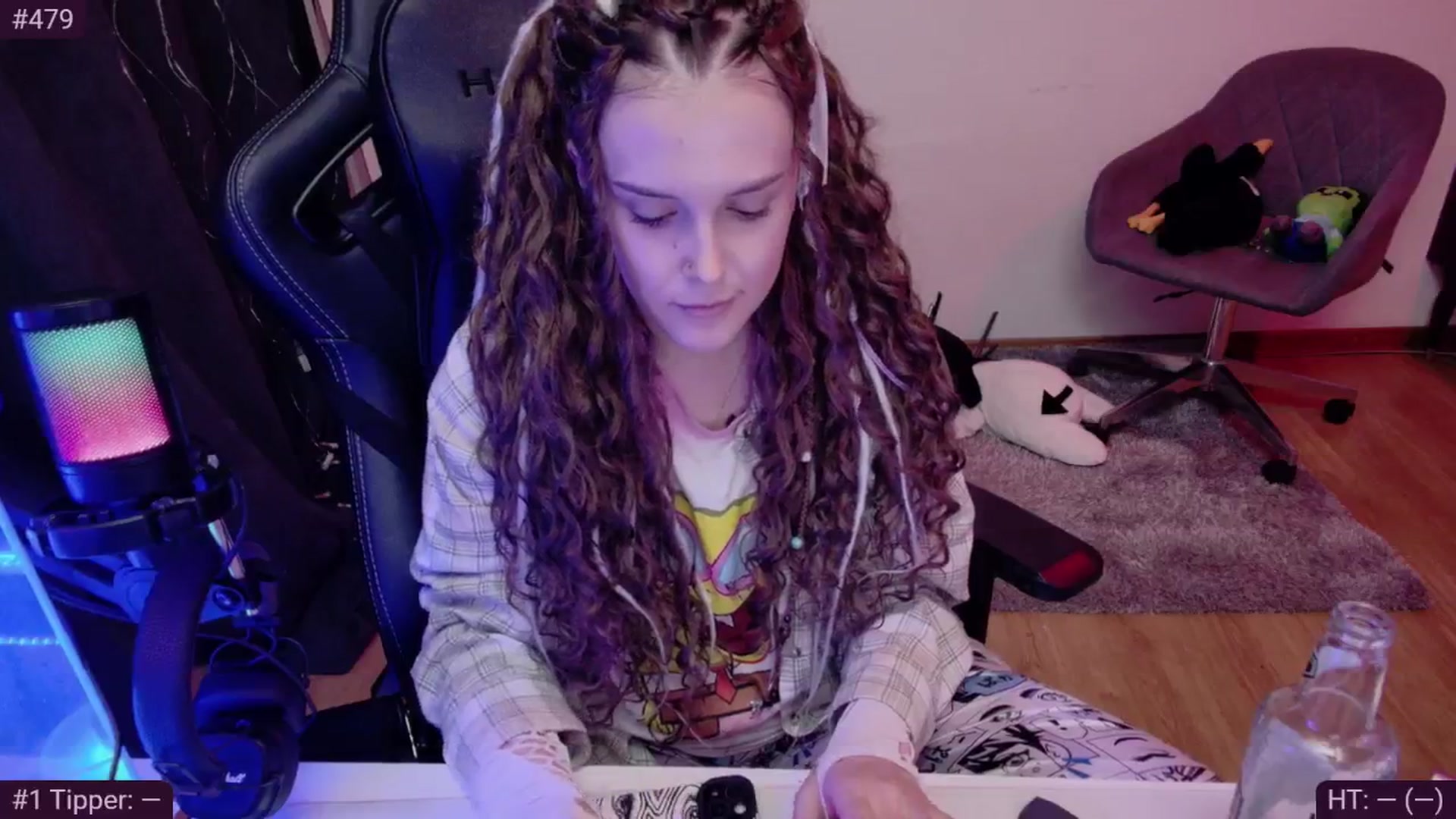 Gallery image thumbnail from KillerKys's myfreecams stream on, 05/07/2024, 18:14 image 8 of 20
