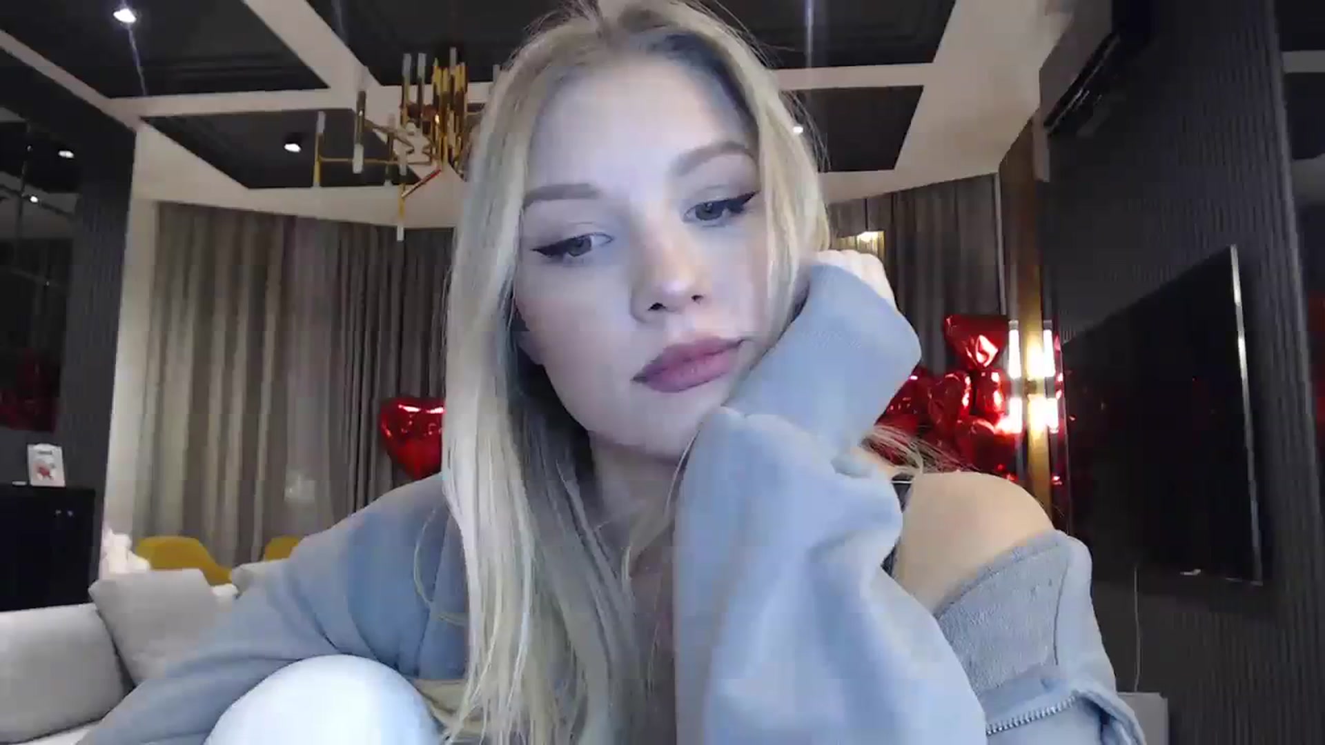 Gallery image thumbnail from KillersTits's myfreecams stream on, 02/15/2024, 22:24 image 6 of 20