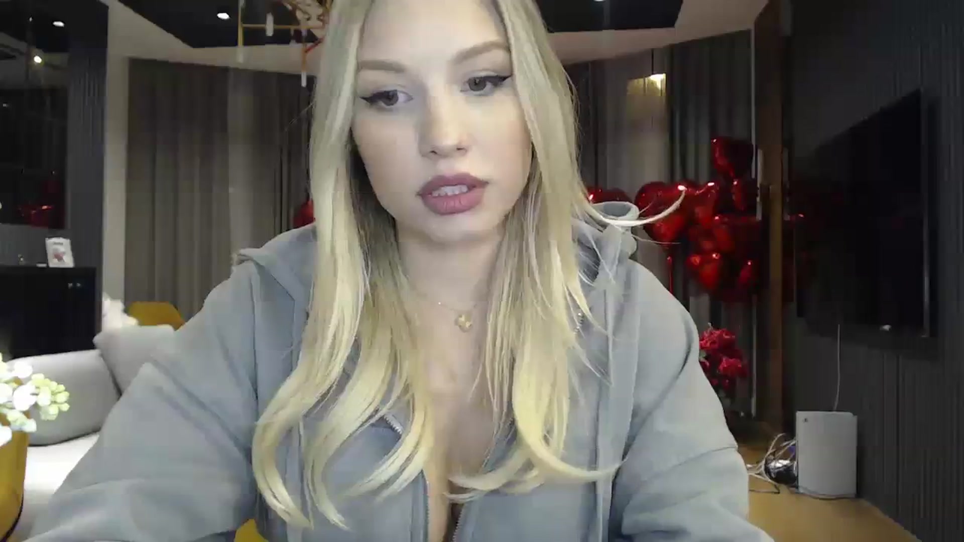 Gallery image thumbnail from KillersTits's myfreecams stream on, 02/15/2024, 22:24 image 16 of 20