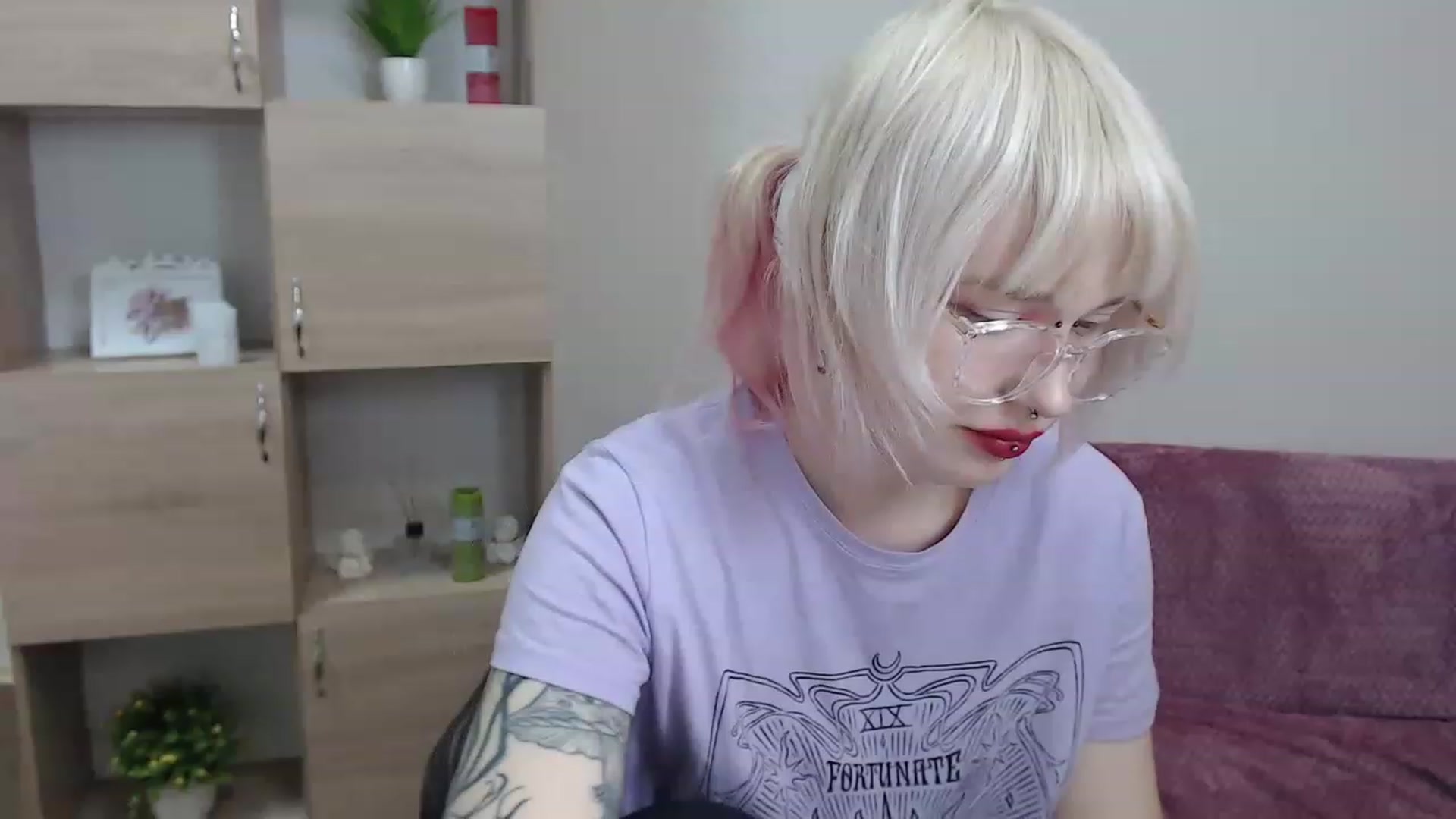 Gallery image thumbnail from Killinna's myfreecams stream on, 12/03/2022, 14:09 image 3 of 20