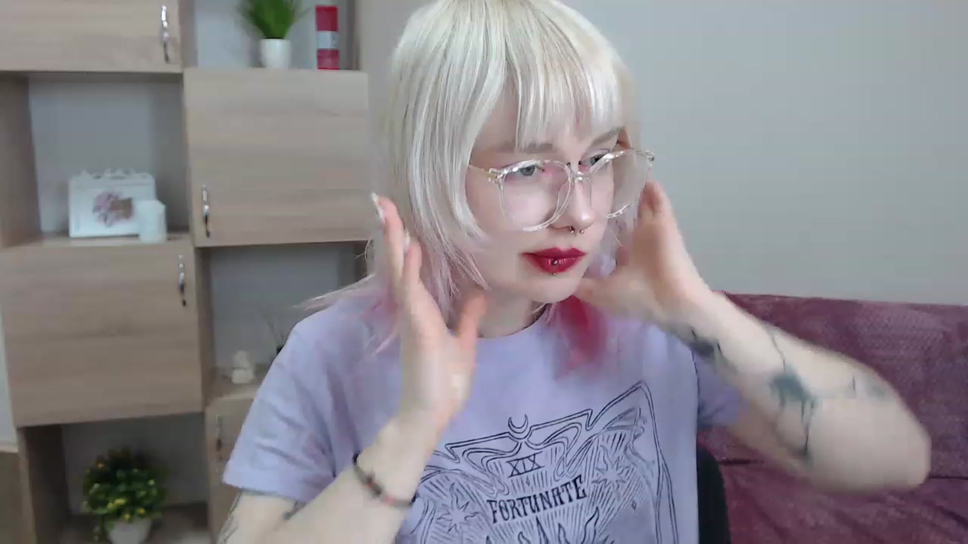 Gallery image thumbnail from Killinna's myfreecams stream on, 12/03/2022, 14:09 image 5 of 20