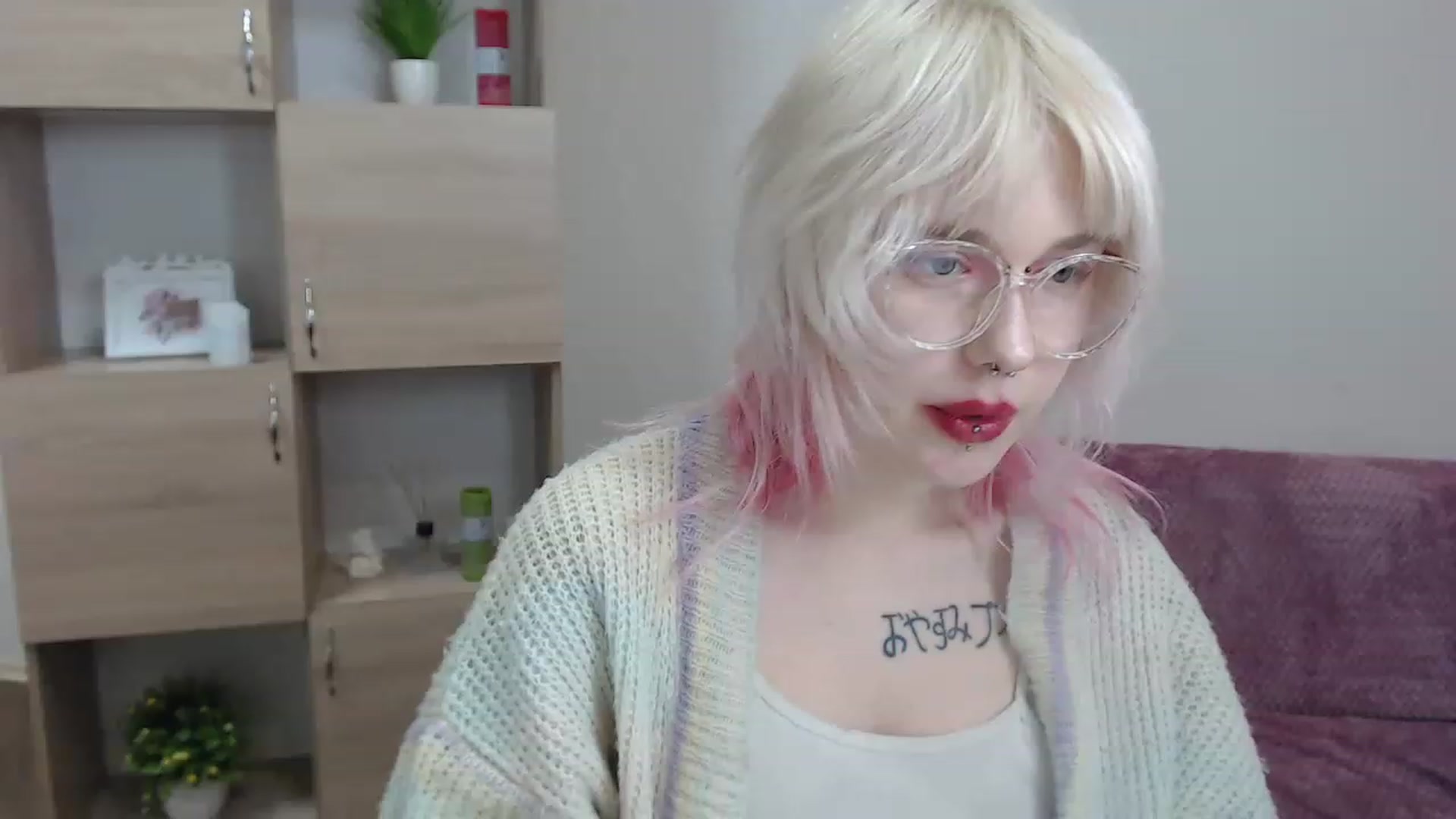 Gallery image thumbnail from Killinna's myfreecams stream on, 12/03/2022, 14:09 image 16 of 20