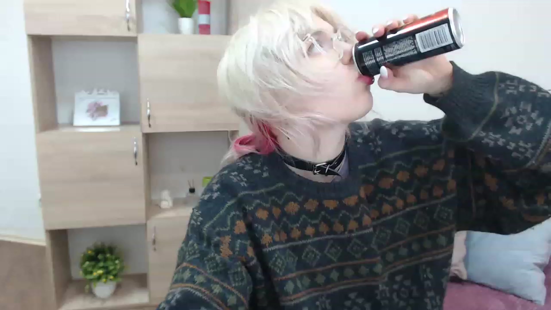 Gallery image thumbnail from Killinna's myfreecams stream on, 12/04/2022, 15:30 image 9 of 20