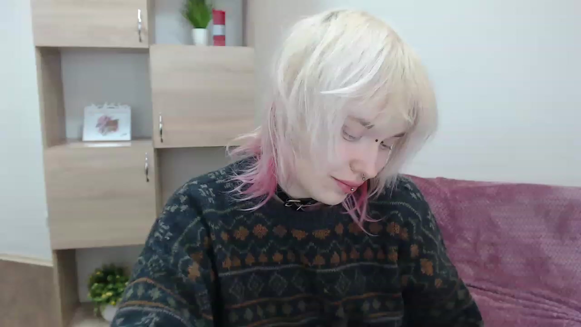 Gallery image thumbnail from Killinna's myfreecams stream on, 12/04/2022, 16:52 image 19 of 20
