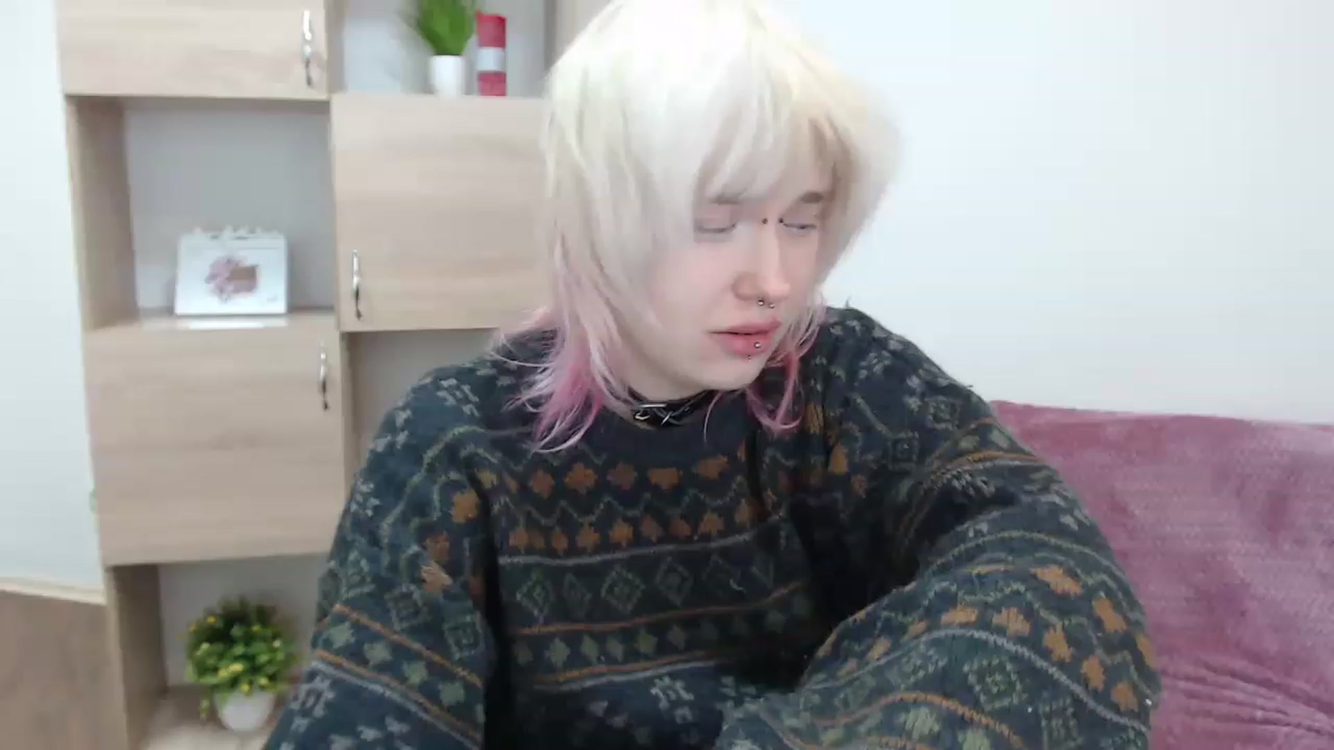 Gallery image thumbnail from Killinna's myfreecams stream on, 12/04/2022, 16:52 image 13 of 20