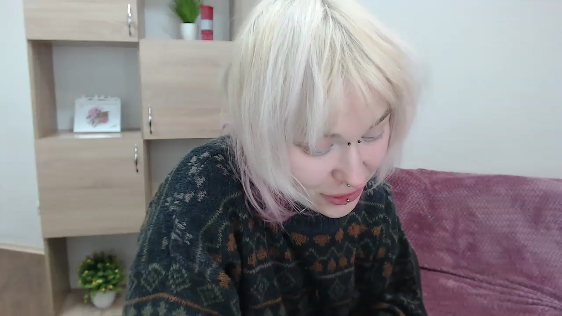 Gallery image thumbnail from Killinna's myfreecams stream on, 12/04/2022, 16:52 image 8 of 20