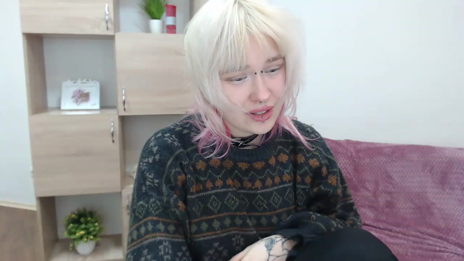 Gallery image thumbnail from Killinna's myfreecams stream on, 12/04/2022, 16:52 image 11 of 20