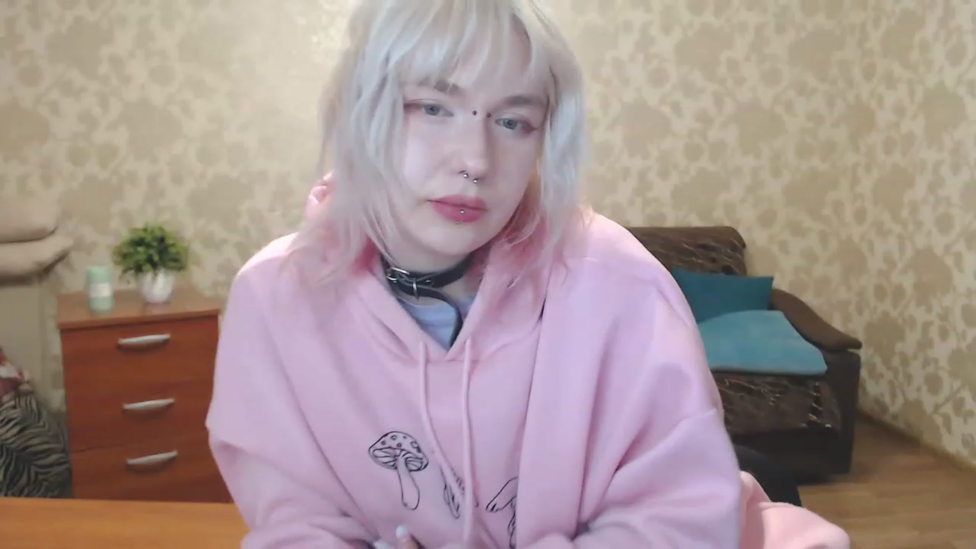Gallery image thumbnail from Killinna's myfreecams stream on, 12/08/2022, 15:08 image 14 of 20