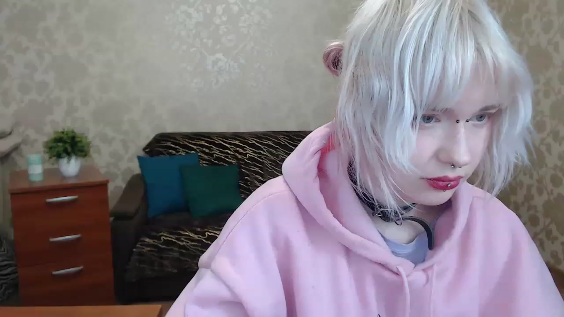Gallery image thumbnail from Killinna's myfreecams stream on, 12/08/2022, 16:30 image 14 of 20