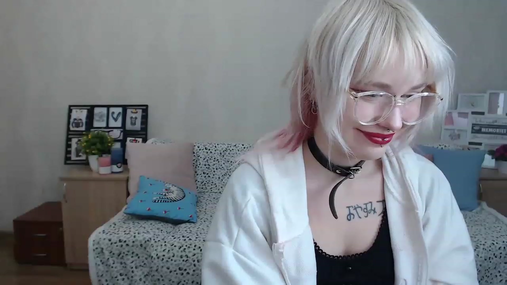 Gallery image thumbnail from Killinna's myfreecams stream on, 12/10/2022, 13:23 image 20 of 20