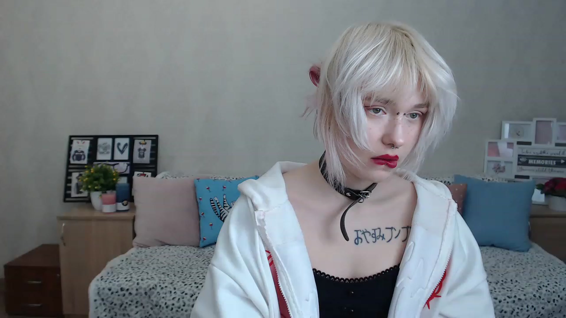 Gallery image thumbnail from Killinna's myfreecams stream on, 12/10/2022, 14:31 image 6 of 20