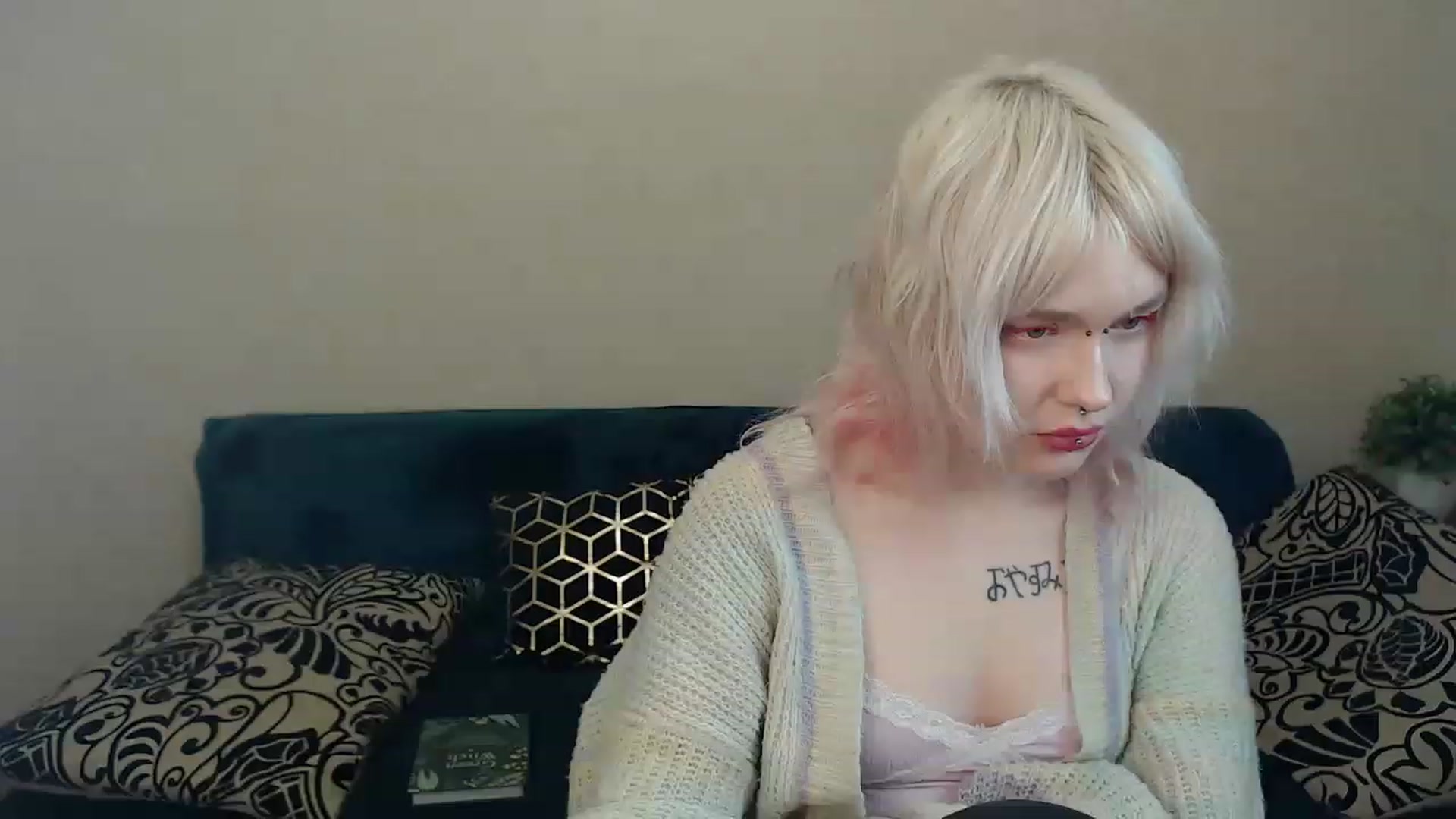 Gallery image thumbnail from Killinna's myfreecams stream on, 12/11/2022, 14:47 image 20 of 20