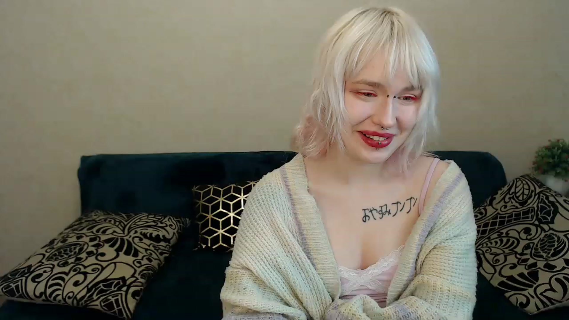 Gallery image thumbnail from Killinna's myfreecams stream on, 12/11/2022, 14:47 image 4 of 20