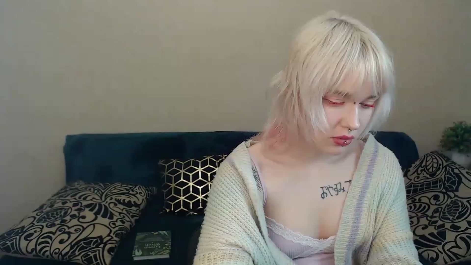 Gallery image thumbnail from Killinna's myfreecams stream on, 12/11/2022, 14:47 image 19 of 20