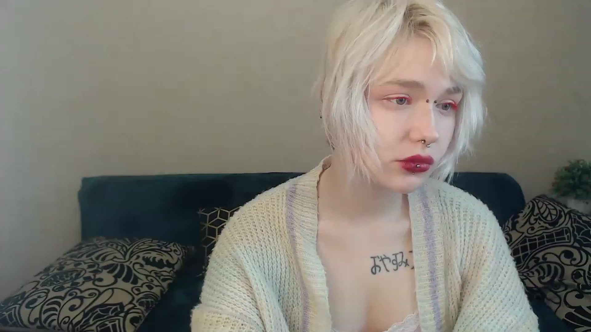 Gallery image thumbnail from Killinna's myfreecams stream on, 12/11/2022, 18:16 image 7 of 20