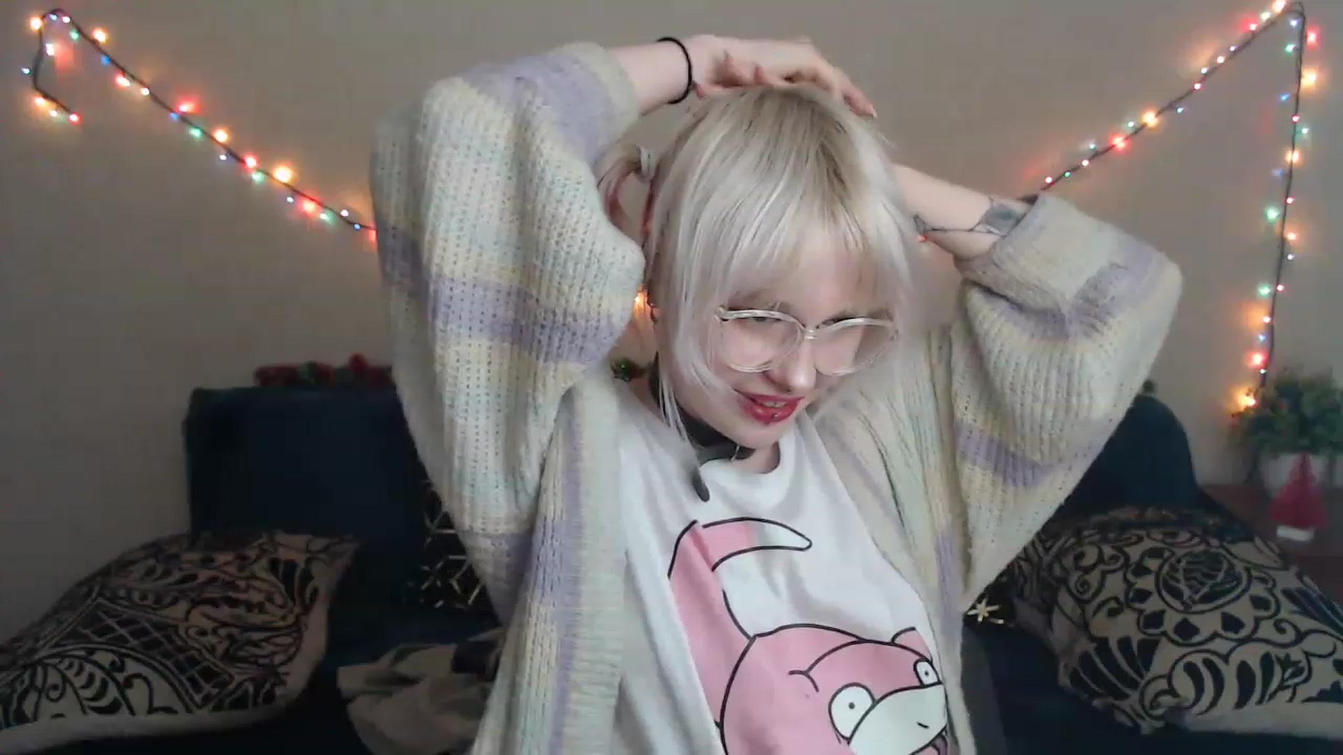 Gallery image thumbnail from Killinna's myfreecams stream on, 12/15/2022, 16:37 image 14 of 20
