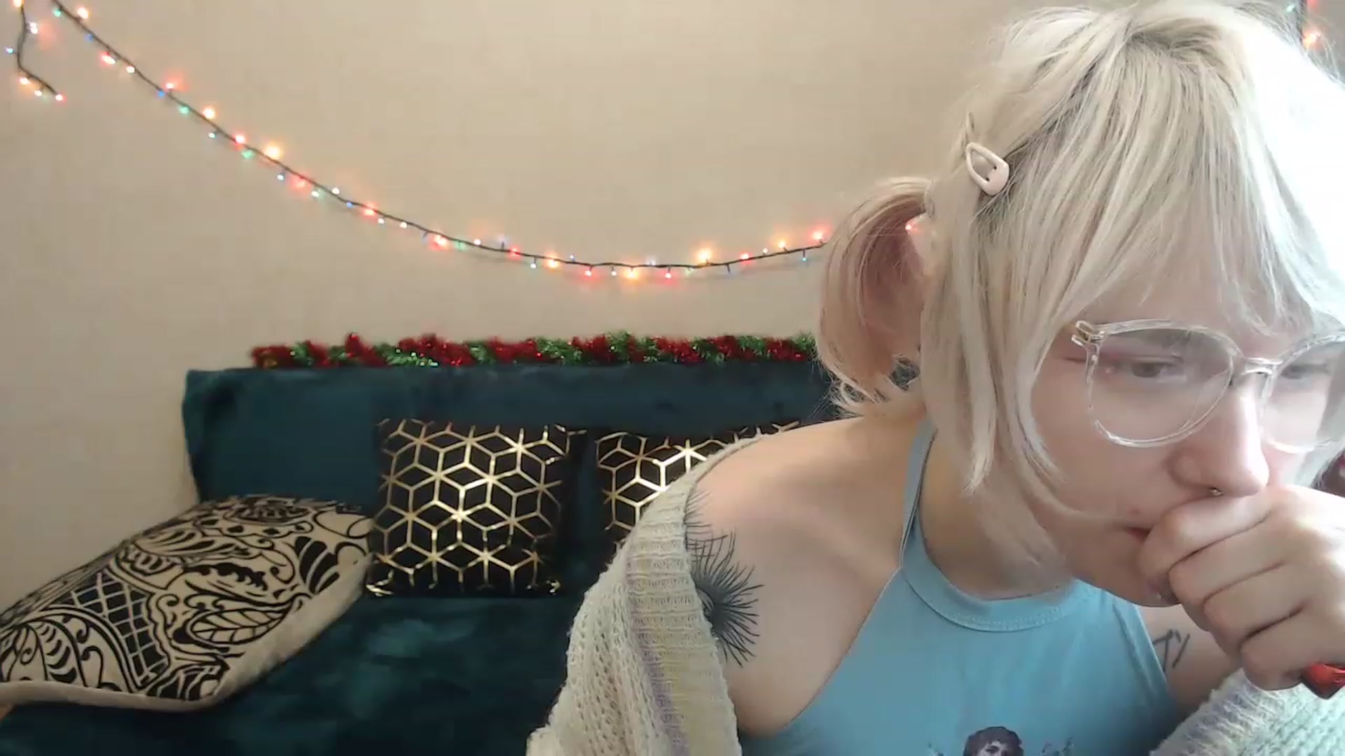 Gallery image thumbnail from Killinna's myfreecams stream on, 12/18/2022, 17:58 image 5 of 20