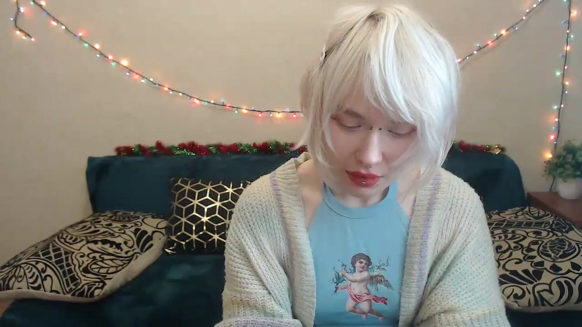 Gallery image thumbnail from Killinna's myfreecams stream on, 12/18/2022, 17:58 image 10 of 20