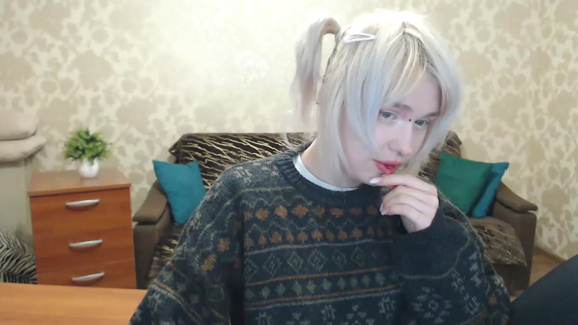Gallery image thumbnail from Killinna's myfreecams stream on, 12/21/2022, 13:53 image 18 of 20