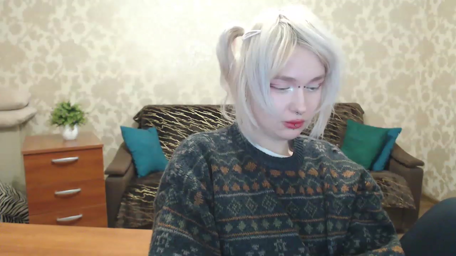 Gallery image thumbnail from Killinna's myfreecams stream on, 12/21/2022, 13:53 image 16 of 20
